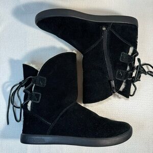 Koolaburra by Ugg Shazi Suede Tie Back Boots, Women’s sz 6